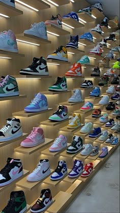 Kasut Nike, Sepatu Air Jordan, Nike Shoes Women Fashion, Shoes Wallpaper, Nike Shoes Girls, Nike Fashion Shoes, Jordan Shoes Girls