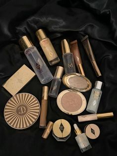 Make Up Aesthetic Products, Makeup Kit Aesthetic, Makeup Is Life, Smink Inspiration, Makeup Aesthetic, Clean Makeup