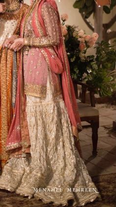 Gharara For Wedding, Gharara Designs Pakistani Bridal, Gharara Pakistani, Bridal Gharara, Nikkah Bride