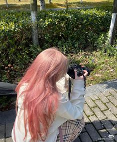 Face Claim Pink Hair, Color Hair Korean, Pink Hair Couple, Light Pink Hair Aesthetic, Asian Pink Hair, Baby Pink Hair, Hair Color Swatches, Hair Stayl, Pastel Pink Hair