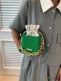 BirdinBag - Compact Drawstring Crossbody Bag with Metal Chain and Fashionable Design Spring Green Shoulder Bag With Chain Strap, Green Shoulder Bag With Chain Strap For Spring, Chic Green Bucket Bag With Mobile Phone Holder, Chic Green Bucket Bag With Phone Pocket, Trendy Green Crossbody Bucket Bag, Trendy Green Square Bucket Bag, Green Bucket Shoulder Bag Gift, Green Bucket Shoulder Bag For Gift, Trendy Green Pouch Bucket Bag