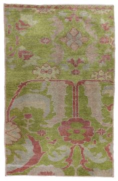 Vintage Sultanabad Sampler Handwoven Traditional Rug Large Scale Floral, Persian Rugs, Traditional Rug, Green Rug, Floral Style, Traditional Rugs, Green Backgrounds, Accent Colors, Persian Rug