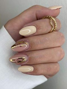 Winter Nail Art Ideas, Nail Designs And Colors, Chic Manicure, Colourful Nails, Wow Nails, Autumn Looks, Autumn Nail, February Nails, Smink Inspiration