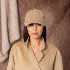 Camel wool baseball cap with embroidered logo. SKU: 23326-09524 Classic Brown Baseball Cap With Curved Visor, Winter Baseball Cap With Embroidered Logo And Curved Brim, Winter Baseball Cap With Embroidered Logo, Wool Baseball Cap For Fall, Beige Baseball Cap With Curved Visor, Casual Wool Baseball Cap For Fall, Casual Wool Hat With Embroidered Logo, Casual Wool Visor Hat, Casual Beige Wool Hat