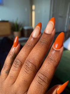 Orange Fall Almond Nails, Gel Nail Polish Natural Nails, Almond Nails On Black Skin, Fall Nails Dark Skin Black Women, Orang Nails Ideas, Caramel Colored Nails, Nail Designs For Black Skin, Nails Acrylic Brown Skin, Fall Nails On Black Women