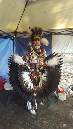 Lonny Street Men's Northern Traditional, Meskwaki Men’s Traditional Regalia, Mens Northern Traditional Regalia, Native American Spirituality, Native American Dress, Native American Paintings, Native American Warrior