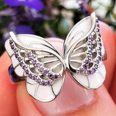 Sweet White Butterfly Anillos Silver Plated Ring For Women/Girl, Unvn12339 Size: 6 Metal: 925 Silver Plated Over High Quality Brass Stone: Cubic Zirconia High Quality Material Hand Crafted With Love And Care Available Ring Size: 6, 7, 10 Perfect For Gift, Holiday, Christmas, Birthday, Vacation, Mother's Day, Valentine's Day, Wedding, Engagement , Bridal, Promise, Anniversary, Party Please Feel Free To Message Me If You Have Any Questions. Thank You For Shopping With Us! Turquoise Statement Ring, Birthday Vacation, Costume Rings, Native American Rings, Cabochon Ring, Wide Band Rings, White Butterfly, Sterling Silver Flowers, Plated Ring