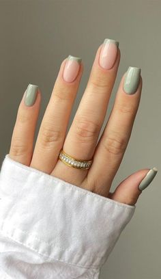 Short Gel Nails Neutral Colors, French Tip And Solid Nails Combo, August Manicure, Structured Gel Manicure, Cute Gel Nails