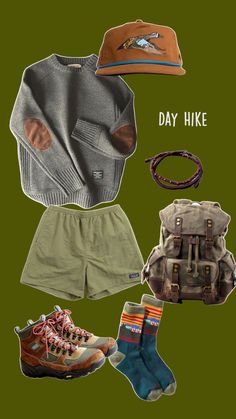 Hiking Wardrobe Capsule, Day Hike Outfit, Outdoorsy Chic, Cabin Clothes, Lumberjack Aesthetic, Hiking Vibes, Coral Aesthetic, Hike Outfit, Camping Fits