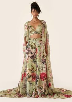 The green printed organza cape features sequin, cutdana and bead highlights with hand threadwork. It is paired with green printed bralette and trousers with thread work. Sari Designs, Organza Cape, Cape Set, Printed Organza, Sari Design, Nyc Studio, Palazzo Set, Western Wedding, Wedding Service