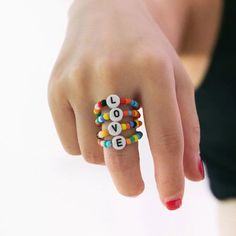 Brand New Love Beaded Stackable Rings. Size : Adjustable - Stretchy. Western Beaded Jewelry, Cute Beaded Jewelry, Diy Beaded Rings, Beads Candy, Candy Necklaces, Bohemian Handmade, Layered Necklace Set, Diy Accessory, Rice Bead