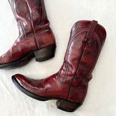 Lucchese Western Cowboy Boots Oxblood Goat Leather Vintage Size: Men 10.5d Color: Oxblood Black Cherry Condition: Excellent - Bottoms Have Been Professionally Resoled. These Have Normal Signs Of Wear Including Scuffs And Creasing. Following Information Was Given By A Lucchese Rep: - Model #: L8814 - Leather: Goat - Construction: Lucchese 1883 Men's Western - Toe & Heel: 1 Toe (French Toe) 4heel (Cowboy Heel) Boots Mexican, Lucchese Boots Mens, Cowboy Boots Men, French Toes, Red Cowboy Boots, Lucchese Boots, Mens Cowboy Boots, Goat Leather, Western Cowboy Boots