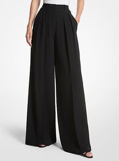 These wide-leg trousers make a powerful style statement. Crafted from double crepe sablé, they’re designed to sit high on the waist and feature a softly pleated, wide-leg shape that feels at once relaxed and refined. Style them with a simple bodysuit or a chunky sweater to create an undeniably chic ensemble. Made in Italy. Belted High Waist Wide Leg Pants, Womens Wide Leg Pant Suits, Silk Blouse Wide Leg Pants, Dressy Palazo Pants, Black Wide Leg Pants Dressy, Luxury Oversized Wide Leg Bottoms, Columnist Pants, Formal Square Pants, Super Widelegged Pants