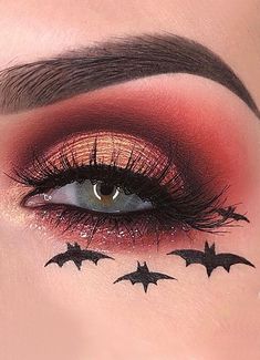 Teknik Makeup, Wing Eyeliner, Wing Liner, Halloween Make-up Looks, Apply Eyeshadow, Cool Halloween Makeup, Halloween Eye Makeup, Make Up Inspiration