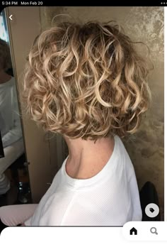 Very Layered Hair Medium Wavy, Hairstyles For Thick Hair Over 50, Styles For Fine Wavy Hair, Short Permed Hair Pixie, Body Wave Perm Short Hair, Perms For Short Hair Loose, Permed Short Hair, Permed Hairstyles Medium, Permed Bob Hairstyles