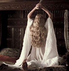 Learn about the goddess Circe and working with Circe in your witchcraft practice Evil Woman Aesthetic, Daena Targaryen, Arte Aries, Royalty Core, Royal Core, Queen Aesthetic, Royalty Aesthetic, Targaryen Aesthetic, Royal Aesthetic