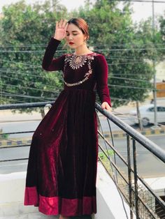 Velvet Gown Styles for Ladies Velvet Gown Indian, Dress Design Pakistani, Velvet Evening Gown, Velvet Dress Designs, Frock For Women, Chic Maxi Dresses, Pakistani Dresses Casual, Velvet Gown, Boutique Dress Designs