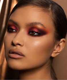 Warm Eyeshadow Palette, Warm Eyeshadow, Sunset Palette, Perfect Sunset, Eye Makeup Looks, Dramatic Eye Makeup, Dramatic Makeup, Creative Makeup Looks