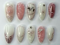 Materials: gel nail, long stiletto tips Greetings and welcome to my store. Hope you find a style you like. ✋🙆I only work with high-quality materials to create sturdy & long-lasting luxury press on nails that you can trust on. My nails will last for:1- 2 days using adhesive tab (provided with the nail set) 2- 3 weeks using nail glue. You can reuse all of the nails multiple times if you take care of them. Follow the instructions provided with the nail set. 💮Please follow the instruction size mea Bow Nails Acrylic, Gift Nails, Nails Bow, Bow Nails, Nails Hand Painted, Nails Flower, Nails Holiday, Custom Press On Nails, Pretty Gel Nails