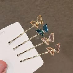 Butterfly Jewelry Rings, Cute Hair Pins, Latest Gold Earrings, Cute Hairpins, Butterfly Stuff, Butterfly Hairpin, قلادات متدلية, Hair Acessories