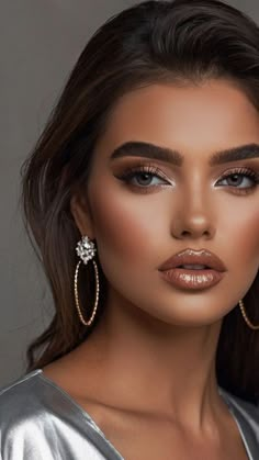 Graduation Makeup Looks, Boyfriend Makeup, Bride Makeup Brown Eyes, 21st Photoshoot, Grad Makeup, Simple Prom Makeup, Engagement Hair, Shower Makeup, Makeup Looks To Try