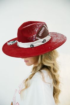 RED DUSTY GAMEDAY RANCHER RANCHER HAT Judith March Judith March, Rancher Hat, Football Fans, Deep Red, Gift Ideas, Bring It On, Football, Cream, Wardrobe