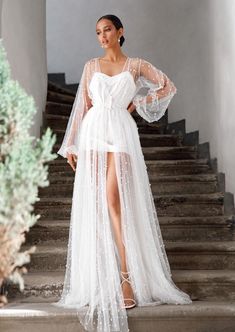 Clarise - voirbride White Lace Robe, White Bridal Robe, Bridal Coat, Sheer Robe, Airy Dress, Bridal Robe, Occasion Dresses Wedding, Wedding Robe, Bridal Photoshoot