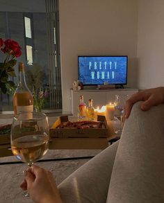 Wine Night, Design Living Room, Night Aesthetic, Future Life, 인테리어 디자인, Movie Night, Girls Night