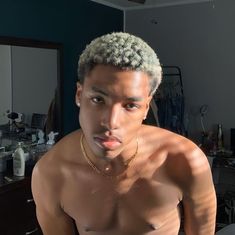 Jason Grace Aesthetic, Grace Aesthetic, Bleached Hair Men, Men Blonde Hair, Black Hair Cuts, Dyed Hair Men, Teenage Guys, Afro Men, Black Men Haircuts