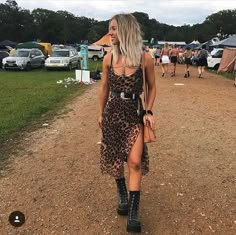 Festival Outfit Inspiration, Coachella Looks, Converse Outfits, Mode Hippie