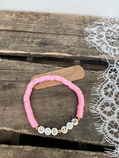 Cute way to let everyone know how much you love your pet! Clay "dog mom" beaded bracelet. Dog Mom Bracelet, Flower Wall Hanging Decor, Room Hanging Decor, Diy Paper Wall Hanging, Clay Dog, Dog Bracelet, Wall Hanging Ideas, Dog Bandanna, Flower Wall Hanging