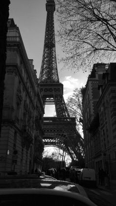 White And Black Asthetics Photos, Black And White Paris Aesthetic, Paris Asthetics Photos, Paris Aesthetic Black And White, Grey Asthetics Photos, Paris Aesthetic Dark, Paris Dark Aesthetic, Dark Paris Aesthetic, Black Asthetics Photos