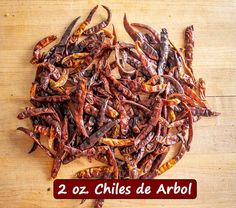 Here's What 2 oz. of Dried Chiles Looks Like Chili Pepper, Mexican Food, Peppers, Mexican Food Recipes, How Many, Chili, Stuffed Peppers