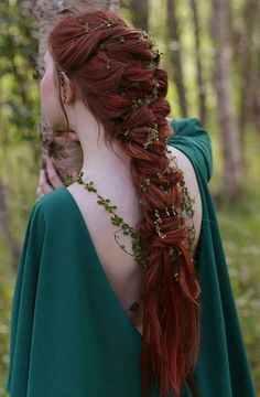 Hairstyles Formal, Halloweenský Makeup, School Hairstyles, Hair Reference, Formal Hairstyles, Wild Child, In The Woods, Pretty Hairstyles