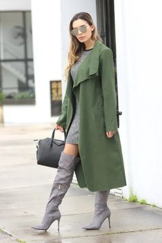 Grey And Green Outfit Ideas, Olive Green Family Photos, Green Boots Outfit, Green Family Photos, Green Coat Outfit, Olive Green Pants Outfit, Olive Green Outfit, Olive Green Boots, Cardigan Verde