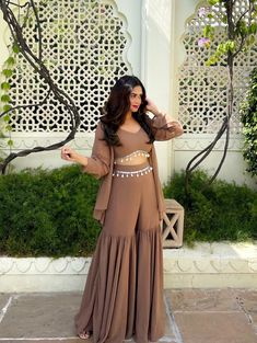 Brown Sharara, Indian Outfits Modern, Diwali Outfits, Simple Frocks, Lehenga Designs Simple, Desi Fashion Casual, Dresses Traditional, Indian Dresses Traditional, Cute Dress Outfits