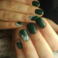 Manicure Shellac, Nails Shellac, Mani Ideas, Green Nail Art, Rose Nail Art, Green Nail Designs, Green Nail Polish, Green Nail, Rose Nails