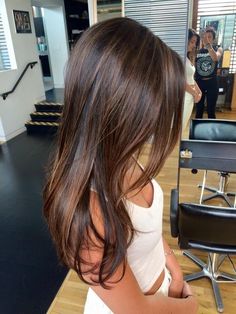 Rambut Brunette, Brown Hair Looks, Brown Hair Inspo, Brunette Hair With Highlights, Hair Color Light Brown, Brown Hair Balayage, Light Hair Color, Long Brown Hair, Haircuts Straight Hair