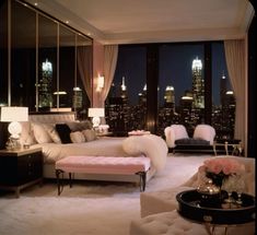 Rich Room Aesthetic, Penthouse Apartment Aesthetic, Penthouse Room, Penthouse Bedroom, Nyc Bedroom, Dream House Rooms