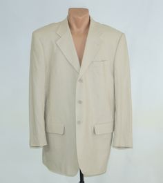 MEN'S  linen blend Summer beige  jacket.  linen button down blazer.   marked size EU 52 42 in regular by Butler and Webb Material: shell 55% linen  45% viscose,  lining 100% polyester The Jacket has 3 outside   pockets and 3 inside Great   condition. measurements (laying flat) shoulders: 52 cm or 20,5 " chest( armpit to armpit ): 53 cm or 21" waist: 52 cm or 20,5 " length: 82 cm or 32,25 " sleeve length: 62 cm or 24,5" weight - 0,74 kg - 1,63 Lbs  The main benefit of wearing linen clothes in hot Beige Single-breasted Sport Coat With Flat Front, Beige Business Outerwear For Summer, Summer Business Beige Outerwear, Summer Beige Business Outerwear, Linen Single Breasted Blazer With Flat Front, Beige Linen Blazer For Business Occasions, Single-breasted Linen Blazer With Flat Front, Solid Color Linen Blazer For Formal Occasions, Beige Linen Blazer With Single Button