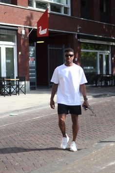 Summer Shorts Outfit Men, Streetwear Inspo Men Summer, Short Outfits Men Streetwear, Short Outfit Ideas Men, Fits For Guys Aesthetic, Black T-shirt For Streetwear In Summer, Big Man Streetwear, Mens Short Outfits Streetwear, Black Shorts Outfit Men