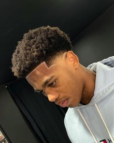 Best Taper Haircut For Men, Black Taper Haircut Men, Black Mens Haircut Long On Top, Low Top Fade Black Men, Taper Fade Haircut Black Short Hair, Afro Fade Men Black, Black Man Taper Fade, Taper Fade Medium Hair