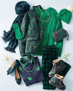 Talbots Outfits Fall 2022, Winter Green Outfits, Momcore Fashion, Christmas Winter Outfits, Cute Christmas Outfits For Women, Cute Crochet Gifts, Talbots Fashion, Plaid Pants