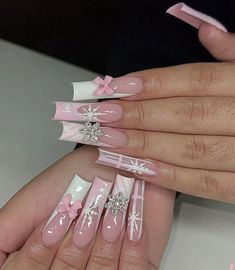 Xl Winter Nails, French Tip Nail Designs Winter, Cute Long Christmas Nails, Girly French Tip Nails, New Years Themed Nails, Snow Design Nails, November Nails Long, Acrylic Nail Inspo Square