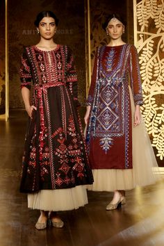 Midi Frock, Bridal Dresses Indian, Dresses Indian Wedding, Indian Skirt, Long Kurti Designs, Anita Dongre, Kurta Dress