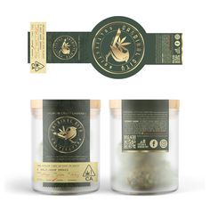 the packaging is designed to look like it has gold foil on its lid and bottom