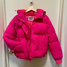 Levis Hot Pink Puffer Jacket. I Bought It Because I Loved The Color And Then I Never Used It, It Is Size Small But It Fits Perfectly In Size M. Levis Pink Puffer, Hot Pink Puffer Jacket, Pink Puffer Jacket, Levis Jacket, Levi Shorts, Winter Clothes, Puffer Jacket, Levi's, Winter Outfits