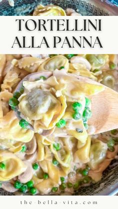 tortelli alla panna with peas in a bowl