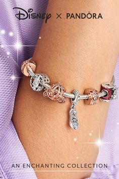 Pandora Charms Rose Gold, Disney Pandora Bracelet, Pandora Moments Bracelet, Cinderella Collection, Pandora Shop, Pandora Bracelet Charms Ideas, Pandora Jewelry Charms, Pandora Rose