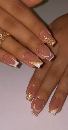 Nails With Gold, Gold Acrylic Nails, Fancy Nails Designs, Short Square Acrylic Nails, Unique Acrylic Nails, Acrylic Nails Coffin Short, Short Acrylic Nails Designs, Pink Acrylic Nails